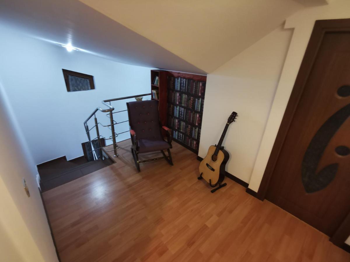 Vila Deal Săcele Exterior foto